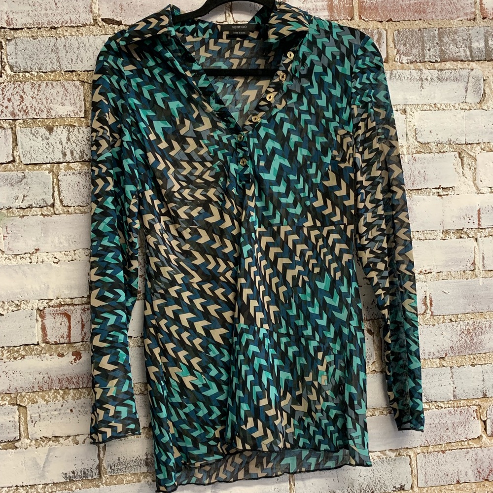 ✅Vertigo Blouse